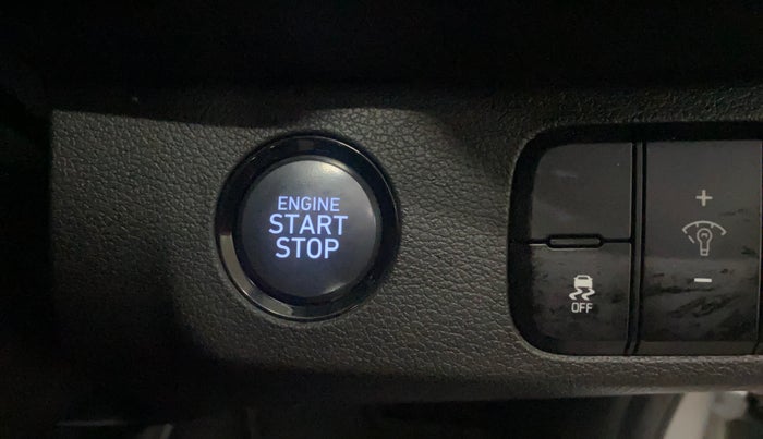 2022 Hyundai VENUE SX PLUS 1.0 TURBO DCT, Petrol, Automatic, 11,386 km, Keyless Start/ Stop Button