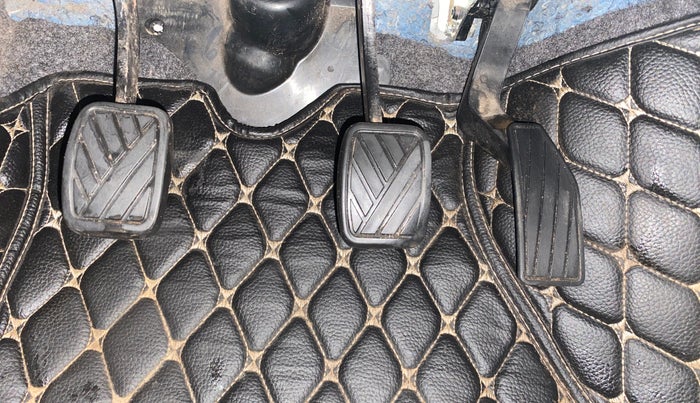 2016 Maruti Celerio VXI, Petrol, Manual, 90,250 km, Pedals