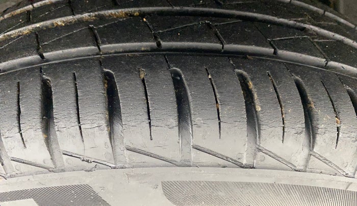 2021 Datsun Redi Go T, Petrol, Manual, 25,136 km, Right Rear Tyre Tread