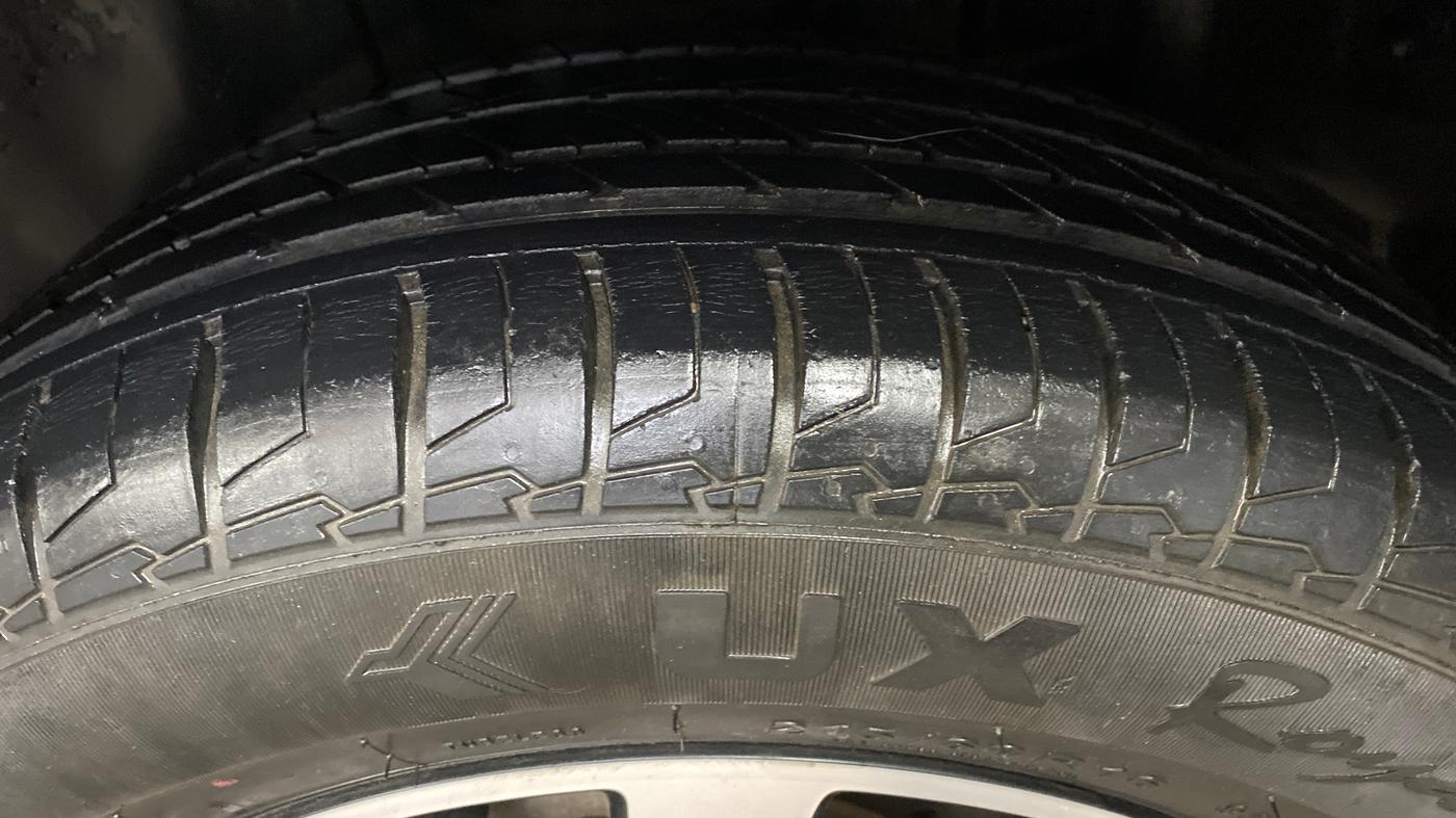 2020 Maruti S Cross ALPHA AT1.5, Petrol, Automatic, 40,622 km, Left Rear Tyre Tread