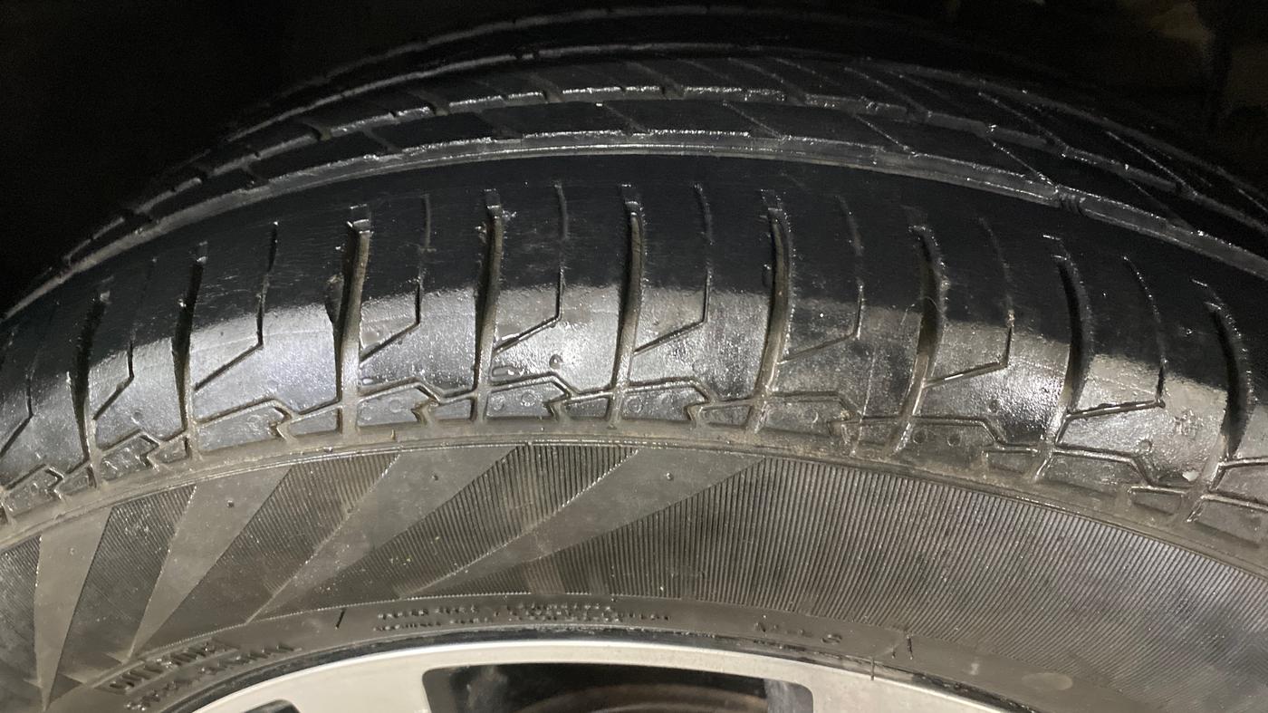 2020 Maruti S Cross ALPHA AT1.5, Petrol, Automatic, 40,622 km, Right Front Tyre Tread