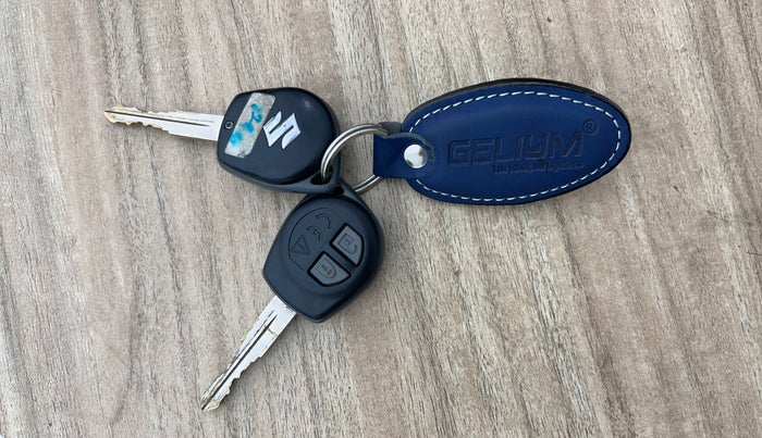 2016 Maruti Baleno DELTA CVT PETROL 1.2, Petrol, Automatic, 77,370 km, Key Close Up