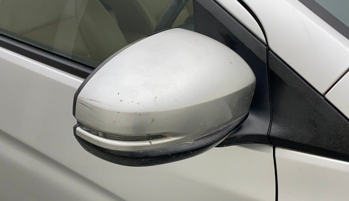 2016 Honda City 1.5L I-VTEC VX CVT, Petrol, Automatic, 76,275 km, Right rear-view mirror - Folding motor not working
