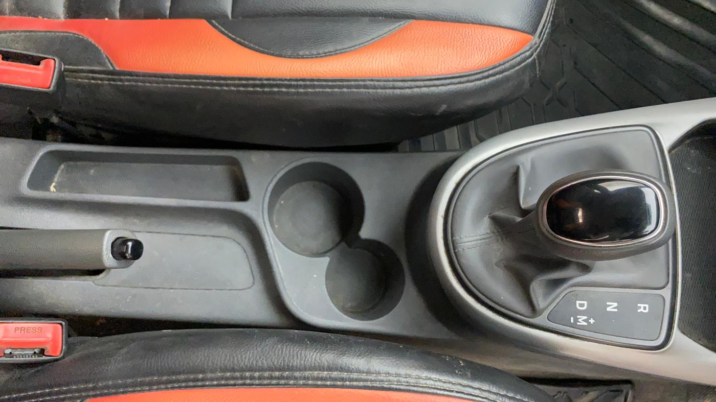 2020 Hyundai GRAND I10 NIOS SPORTZ AMT 1.2 KAPPA VTVT, Petrol, Automatic, 1,48,638 km, Gear Lever