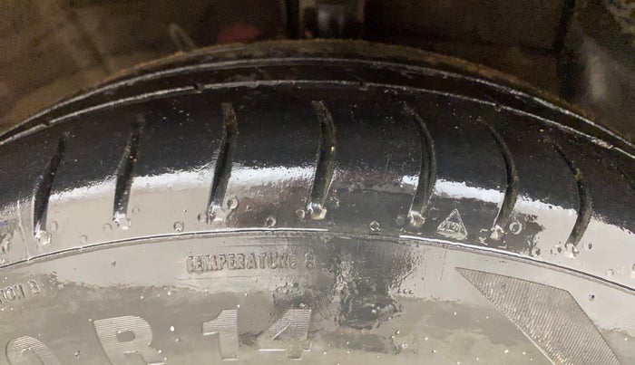 2020 Hyundai GRAND I10 NIOS SPORTZ AMT 1.2 KAPPA VTVT, Petrol, Automatic, 1,48,638 km, Right Front Tyre Tread