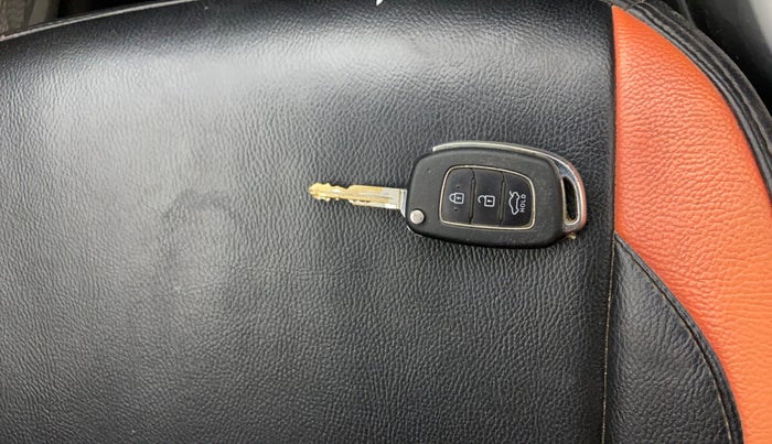 2020 Hyundai GRAND I10 NIOS SPORTZ AMT 1.2 KAPPA VTVT, Petrol, Automatic, 1,48,638 km, Key Close Up