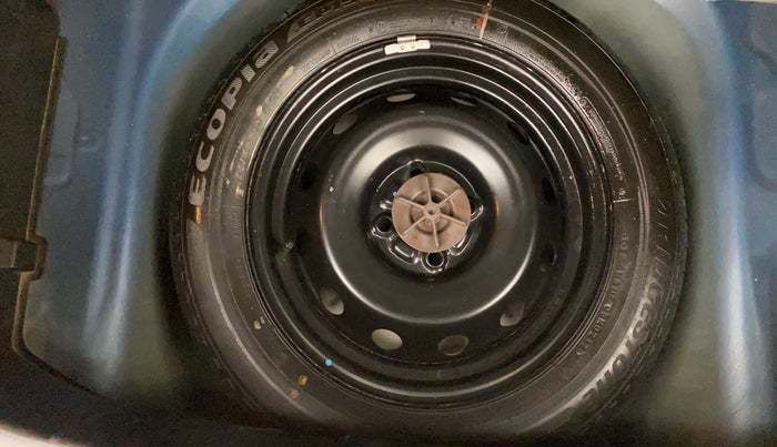 2017 Maruti IGNIS ZETA 1.2 DUAL TONE, Petrol, Manual, 66,130 km, Spare Tyre