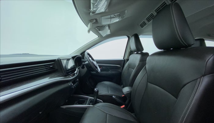 2020 Maruti XL6 ALPHA SHVS  MT, Petrol, Manual, 11,789 km, Right Side Front Door Cabin