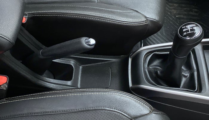2020 Maruti XL6 ALPHA SHVS  MT, Petrol, Manual, 11,789 km, Gear Lever