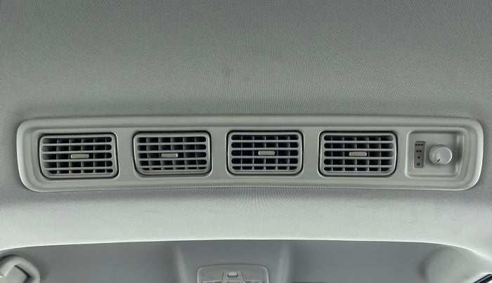 2020 Maruti XL6 ALPHA SHVS  MT, Petrol, Manual, 11,789 km, Rear AC Vents