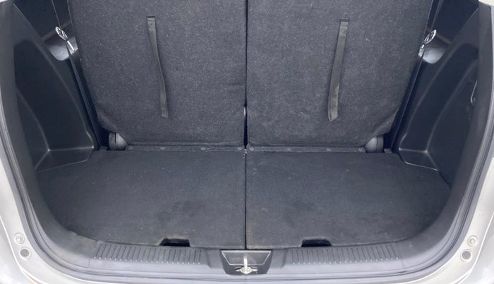 2020 Maruti XL6 ALPHA SHVS  MT, Petrol, Manual, 11,789 km, Boot Inside