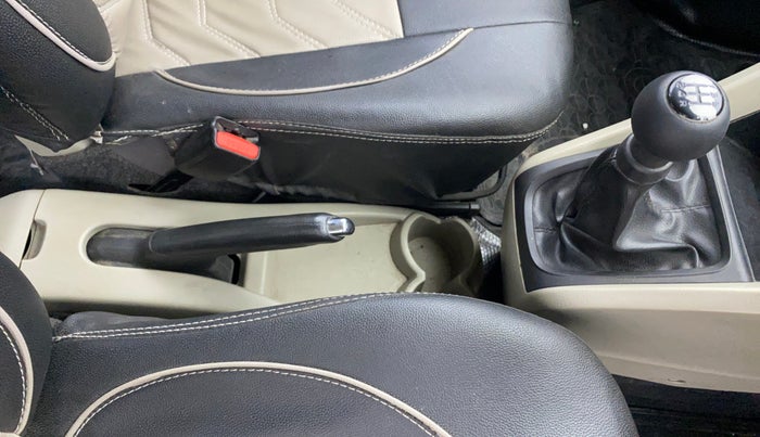 2015 Maruti Celerio VXI, Petrol, Manual, 99,412 km, Gear Lever