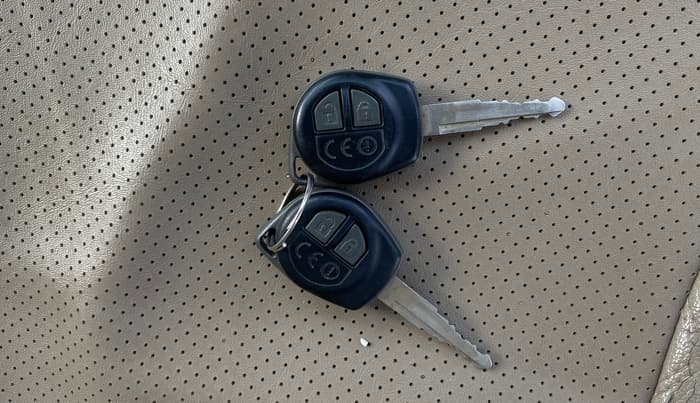 2021 Maruti Dzire VXI, Petrol, Manual, 70,953 km, Key Close Up