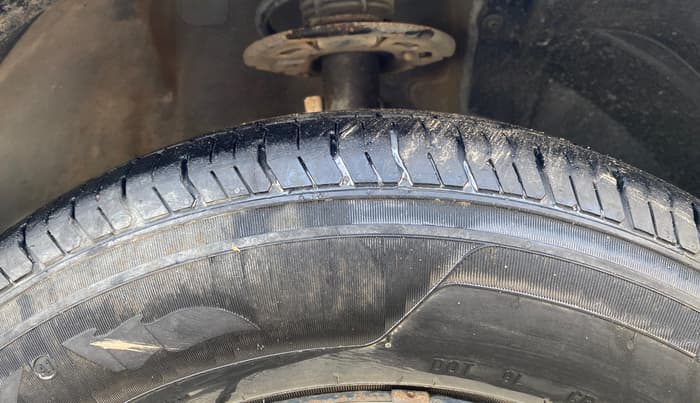 2021 Maruti Dzire VXI, Petrol, Manual, 70,953 km, Right Front Tyre Tread