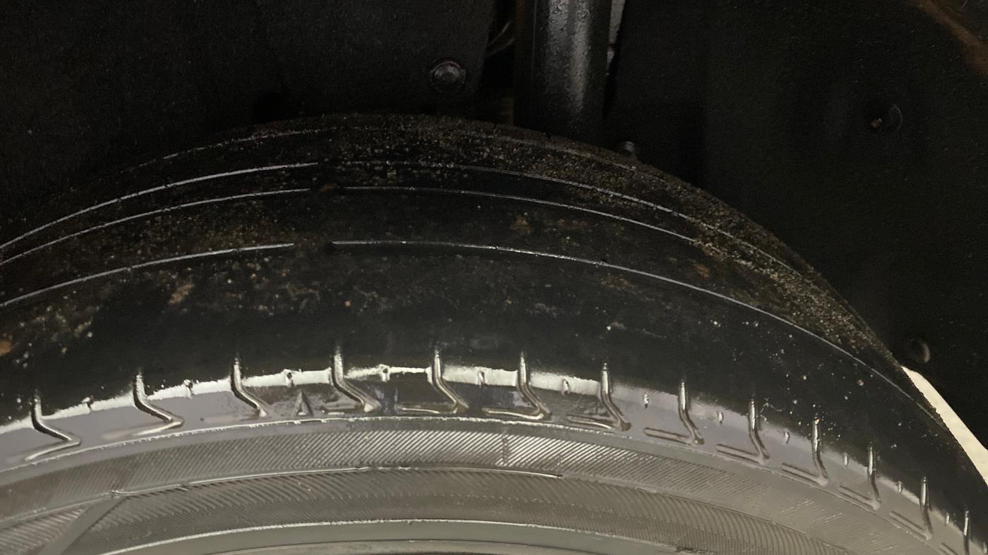 2016 Maruti Vitara Brezza VDI, Diesel, Manual, 1,01,560 km, Left Rear Tyre Tread