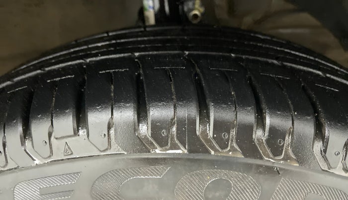 2020 Maruti XL6 ZETA AT SHVS, Petrol, Automatic, 8,520 km, Right Front Tyre Tread