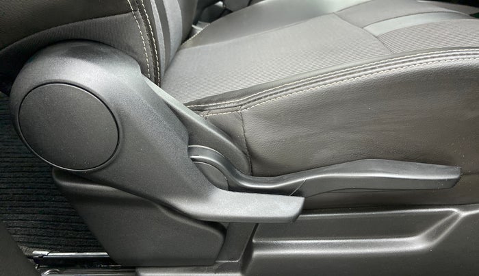 2020 Maruti XL6 ZETA AT SHVS, Petrol, Automatic, 8,520 km, Driver Side Adjustment Panel