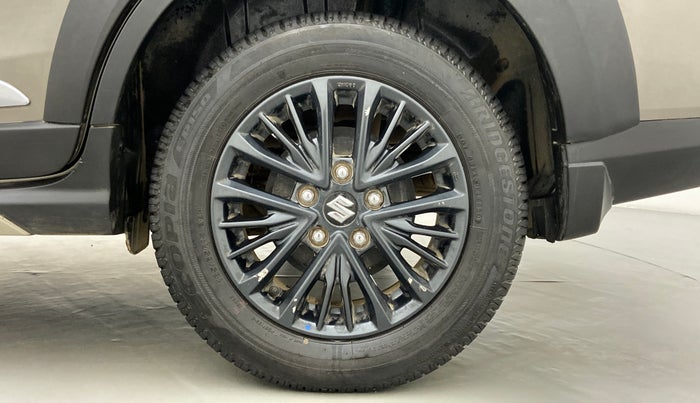 2020 Maruti XL6 ZETA AT SHVS, Petrol, Automatic, 8,520 km, Left Rear Wheel