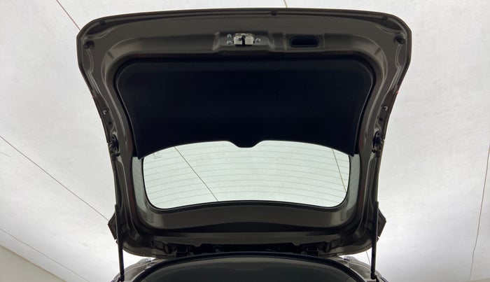 2020 Maruti XL6 ZETA AT SHVS, Petrol, Automatic, 8,520 km, Boot Door Open