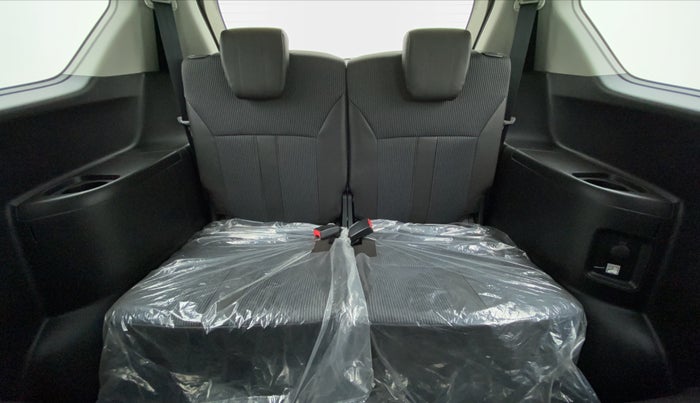 2020 Maruti XL6 ZETA AT SHVS, Petrol, Automatic, 8,520 km, Third Seat Row ( optional )