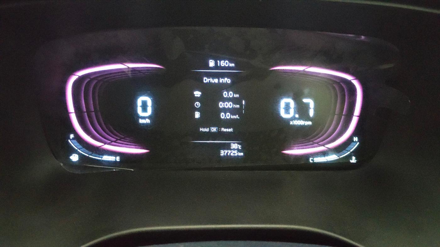 2022 KIA CARENS LUXURY PLUS 1.4 PETROL 7 STR, Petrol, Manual, 37,723 km, Odometer Image