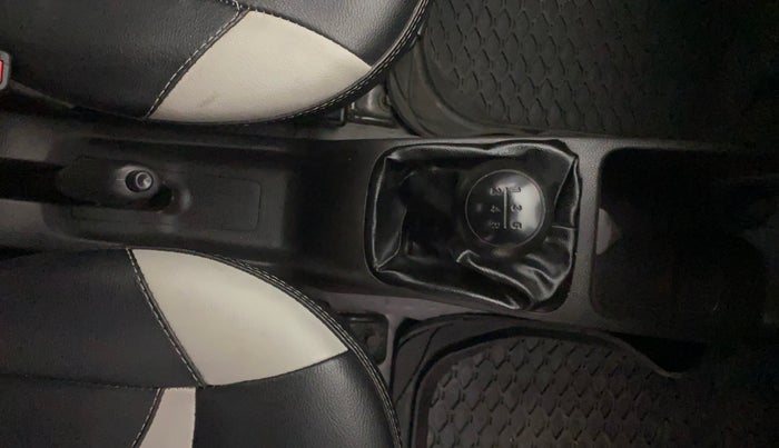 2014 Hyundai Eon ERA +, Petrol, Manual, 47,220 km, Gear Lever