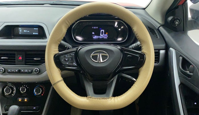 2020 Tata NEXON XMA SUNROOF DIESEL, Diesel, Automatic, 40,007 km, Steering Wheel Close Up