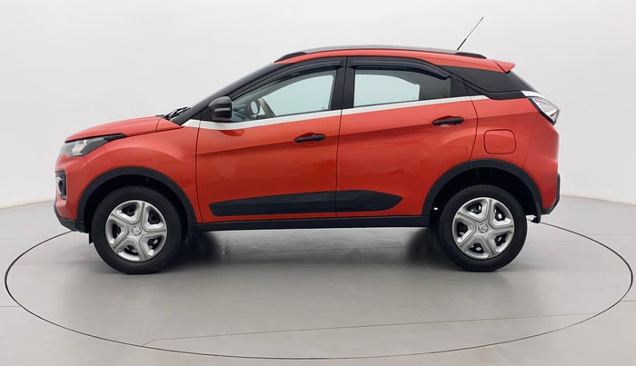 2020 Tata NEXON XMA SUNROOF DIESEL, Diesel, Automatic, 40,007 km, Left Side