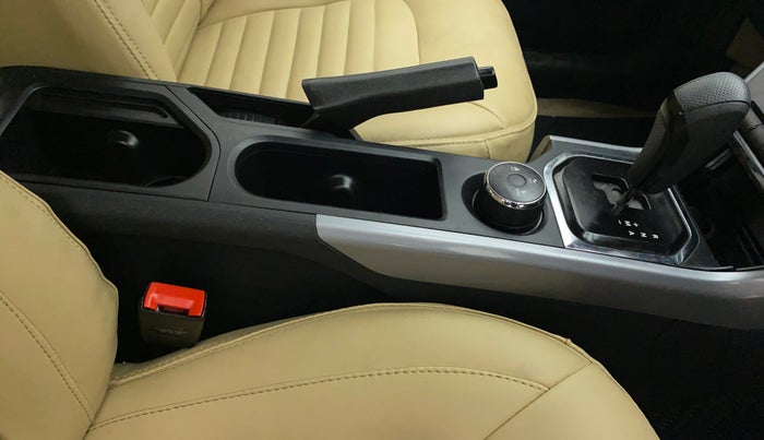 2020 Tata NEXON XMA SUNROOF DIESEL, Diesel, Automatic, 40,007 km, Gear Lever