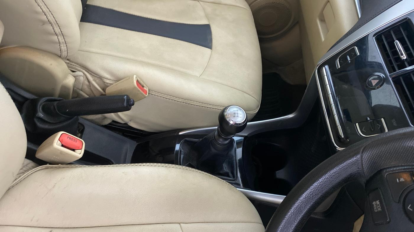2018 Toyota YARIS G MT, Petrol, Manual, 51,973 km, Gear Lever