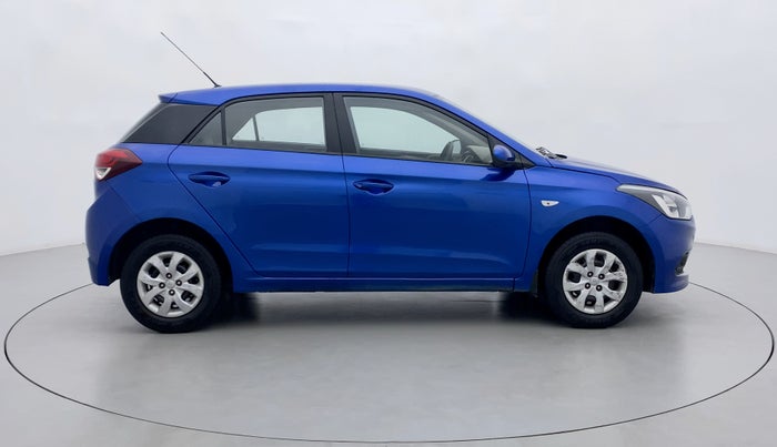 2017 Hyundai Elite i20 MAGNA 1.2, Petrol, Manual, 74,472 km, Right Side View