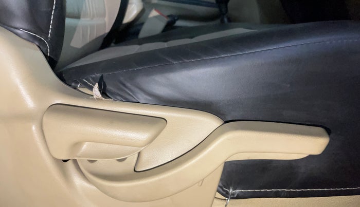 2017 Honda Amaze 1.2L I-VTEC S OPT, CNG, Manual, 84,727 km, Driver Side Adjustment Panel