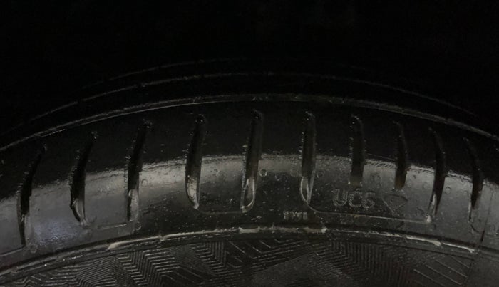 2017 Honda Amaze 1.2L I-VTEC S OPT, CNG, Manual, 84,727 km, Left Front Tyre Tread