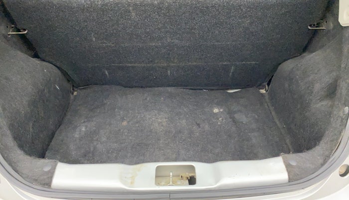 2017 Datsun Go ANNIVERSARY EDITION, Petrol, Manual, 44,793 km, Boot Inside