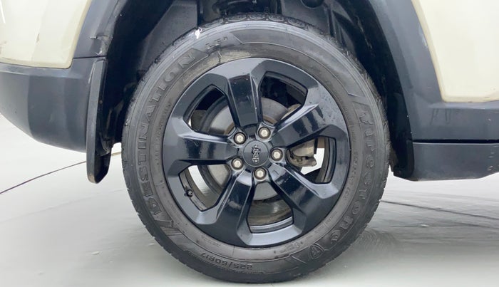 2017 Jeep Compass LIMITED 1.4 PETROL AT, Petrol, Automatic, 87,776 km, Right Rear Wheel