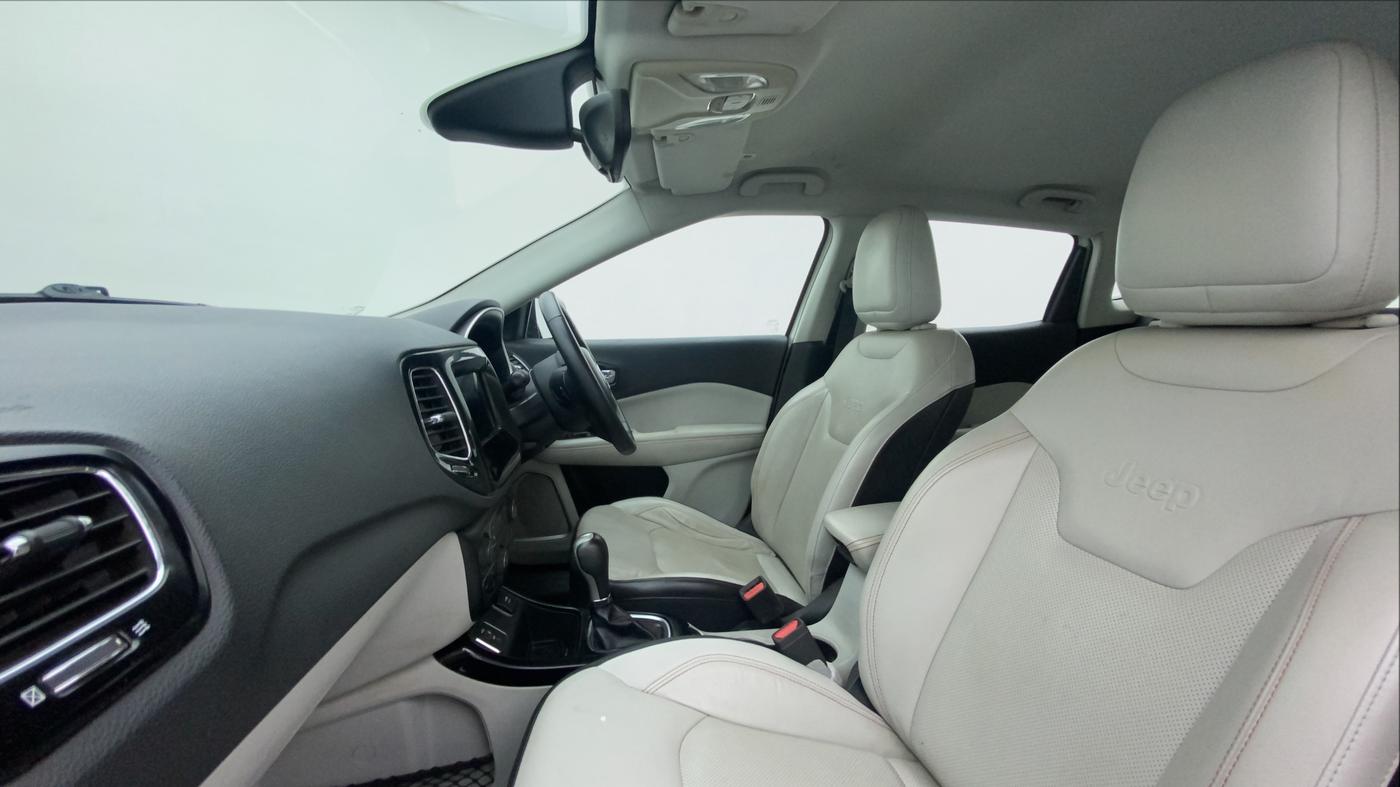 2017 Jeep Compass LIMITED 1.4 PETROL AT, Petrol, Automatic, 87,776 km, Right Side Front Door Cabin