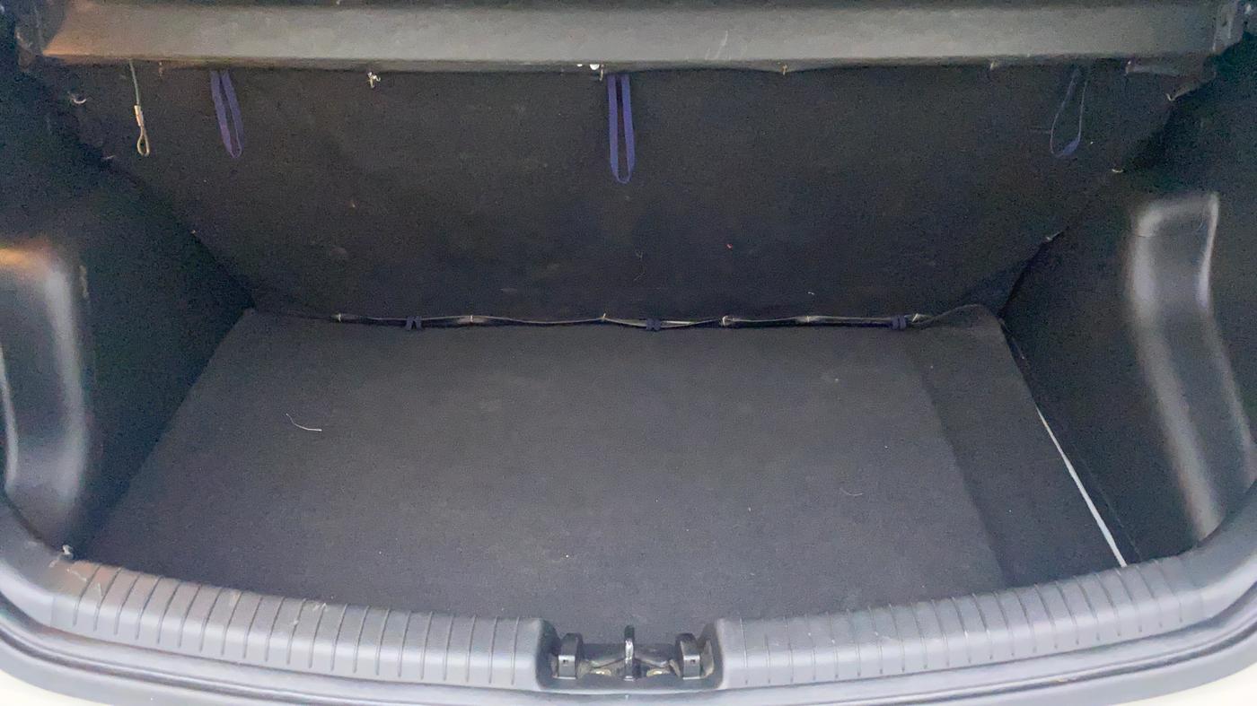 2016 Hyundai Grand i10 ASTA 1.2 KAPPA VTVT OPT, Petrol, Manual, 28,115 km, Boot Inside