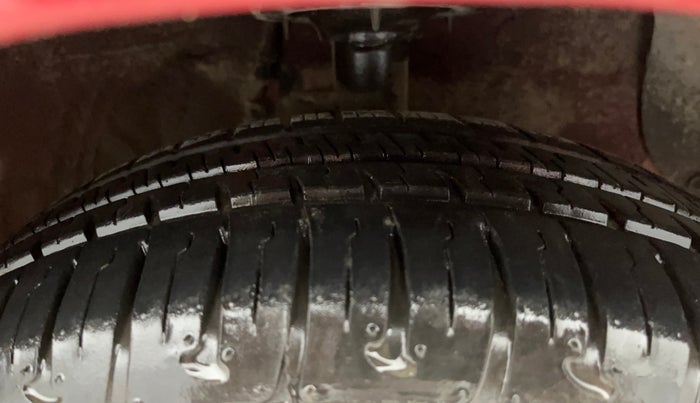 2019 Hyundai Grand i10 SPORTZ 1.2 KAPPA VTVT, Petrol, Manual, 27,834 km, Right Front Tyre Tread