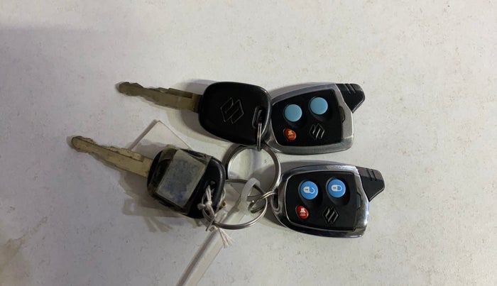 2019 Maruti New Wagon-R LXI CNG 1.0, CNG, Manual, 72,863 km, Key Close Up