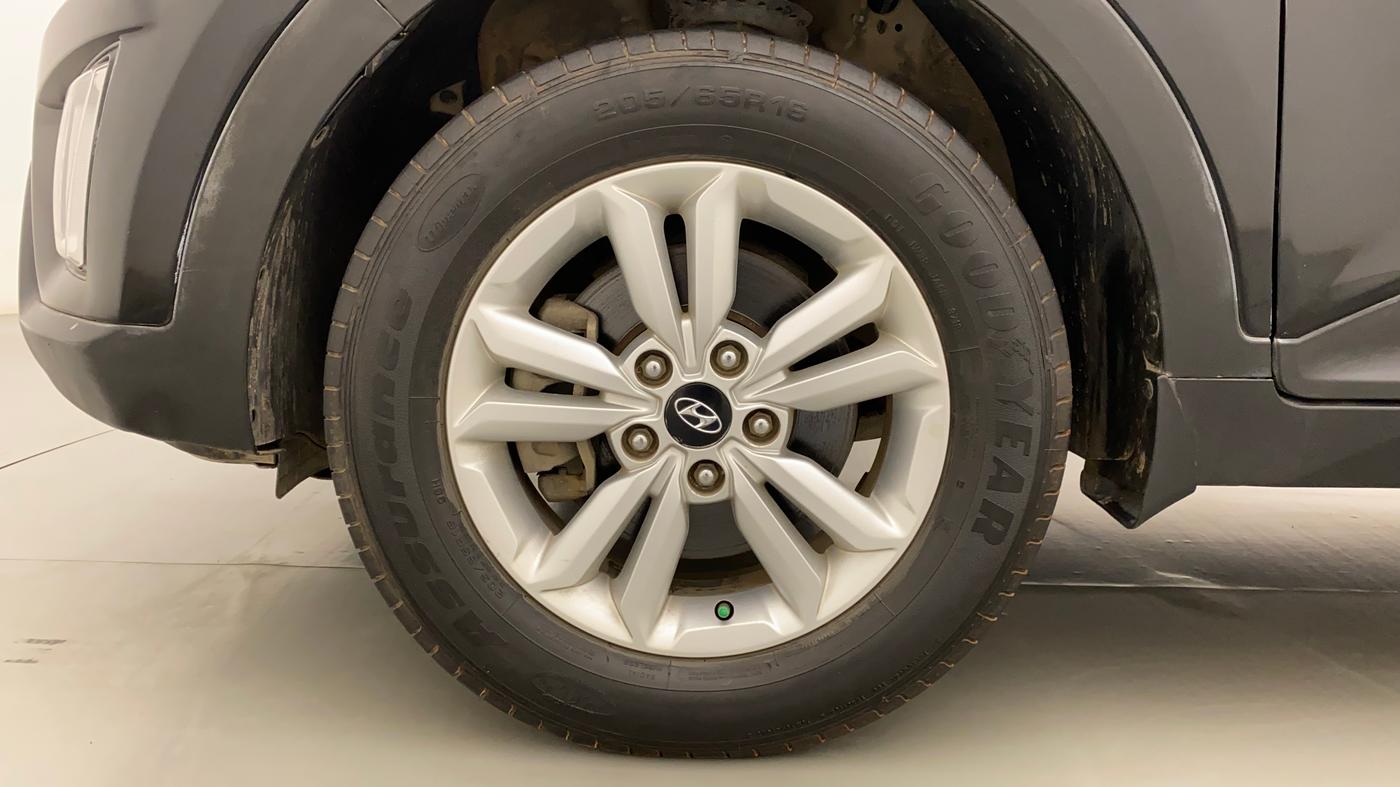 2016 Hyundai Creta SX PLUS 1.6 PETROL, Petrol, Manual, 1,13,503 km, Left Front Wheel