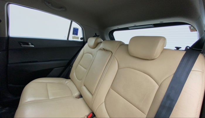 2016 Hyundai Creta SX PLUS 1.6 PETROL, Petrol, Manual, 1,13,503 km, Right Side Rear Door Cabin
