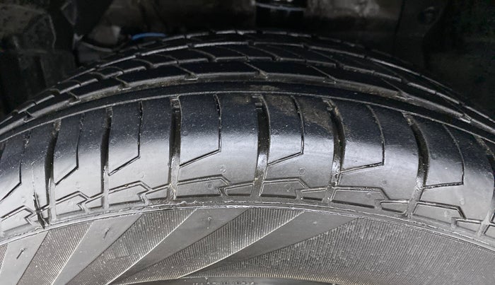 2021 Maruti S Cross ZETA AT 1.5 SHVS, Petrol, Automatic, 10,347 km, Left Front Tyre Tread