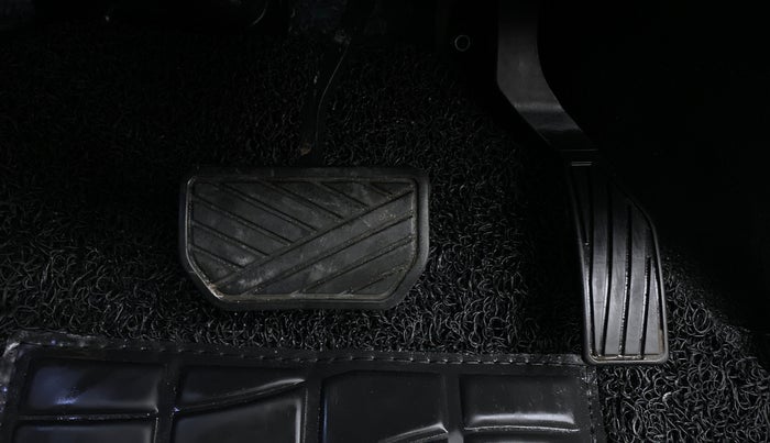 2021 Maruti S Cross ZETA AT 1.5 SHVS, Petrol, Automatic, 10,347 km, Pedals