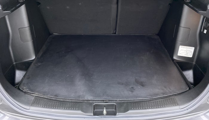 2021 Maruti S Cross ZETA AT 1.5 SHVS, Petrol, Automatic, 10,347 km, Boot Inside