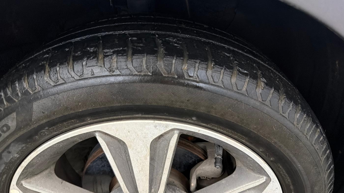 2018 Hyundai Verna 1.6 VTVT SX (O) AT, Petrol, Automatic, 25,621 km, Right Front Tyre Tread