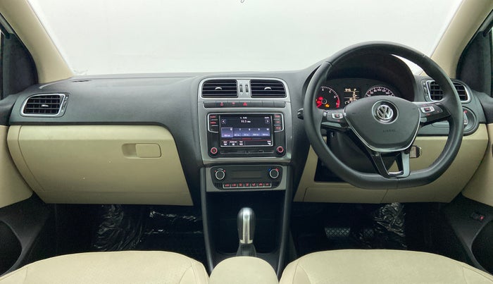 2021 Volkswagen Vento HIGHLINE PLUS 1.0 TSI AT, Petrol, Automatic, 8,584 km, Dashboard
