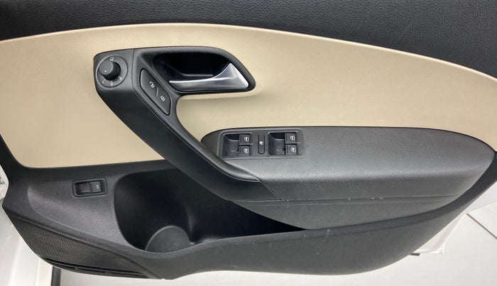 2021 Volkswagen Vento HIGHLINE PLUS 1.0 TSI AT, Petrol, Automatic, 8,584 km, Driver Side Door Panels Control