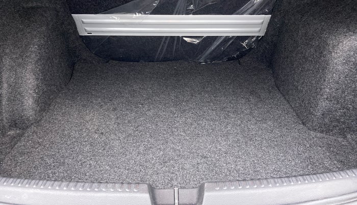 2021 Volkswagen Vento HIGHLINE PLUS 1.0 TSI AT, Petrol, Automatic, 8,584 km, Boot Inside