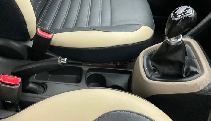 2019 Hyundai Grand i10 SPORTZ 1.2 KAPPA VTVT, Petrol, Manual, 87,189 km, Gear Lever