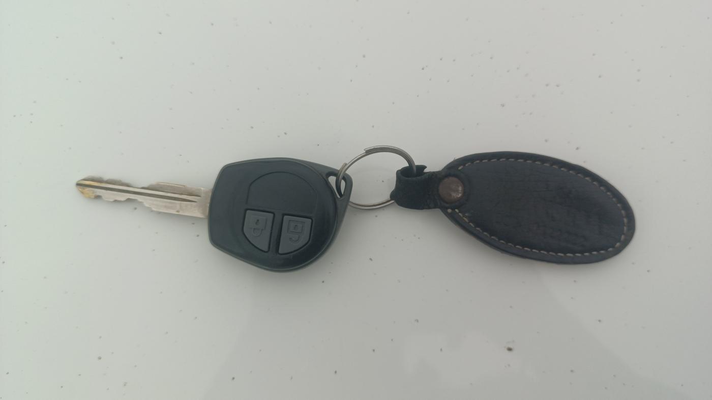 2015 Maruti Ertiga VXI, Petrol, Manual, 79,810 km, Key Close Up